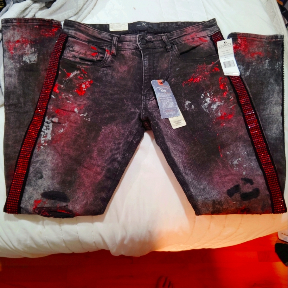 Jordan Craig Men's Distressed Jeans with Red Accents Size 34/32